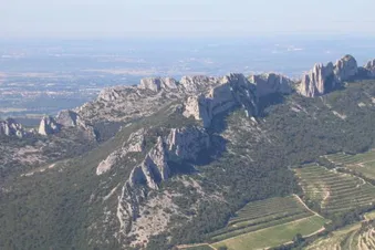 Wouah : Pont du Gard et Mont Ventoux vus du ciel