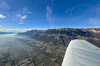 Les Lacs de la région jusqu'au Massif des Bauges