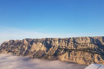Alpes enneigées et Méditerranée ensoleillée