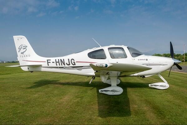 Cirrus SR22 T