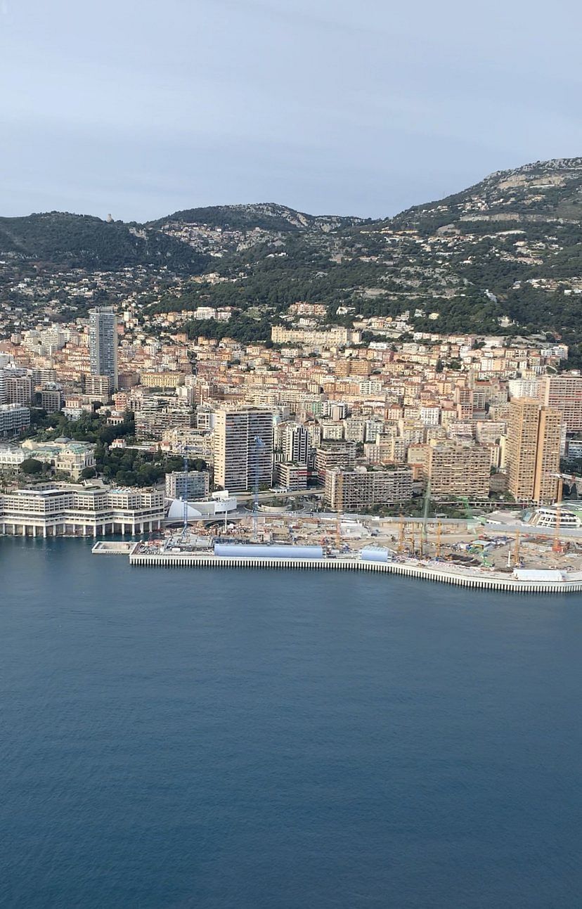 Monaco City - Vol panoramique de Cannes (aller/retour)