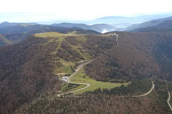 Sommets vosgiens - Des ballons aux chateaux
