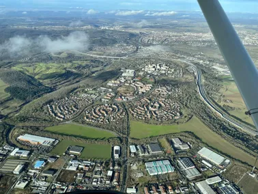 Rundflug über Unterfranken, Mainschleife, Würzburg, Weininsel.