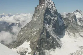 Matterhorn - Mont Blanc ab Bern