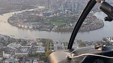 Flight accross London along the heli route