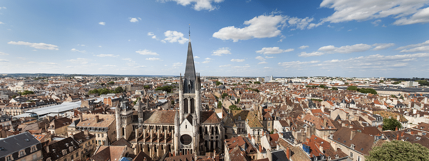 Découverte de la Bourgogne depuis le ciel