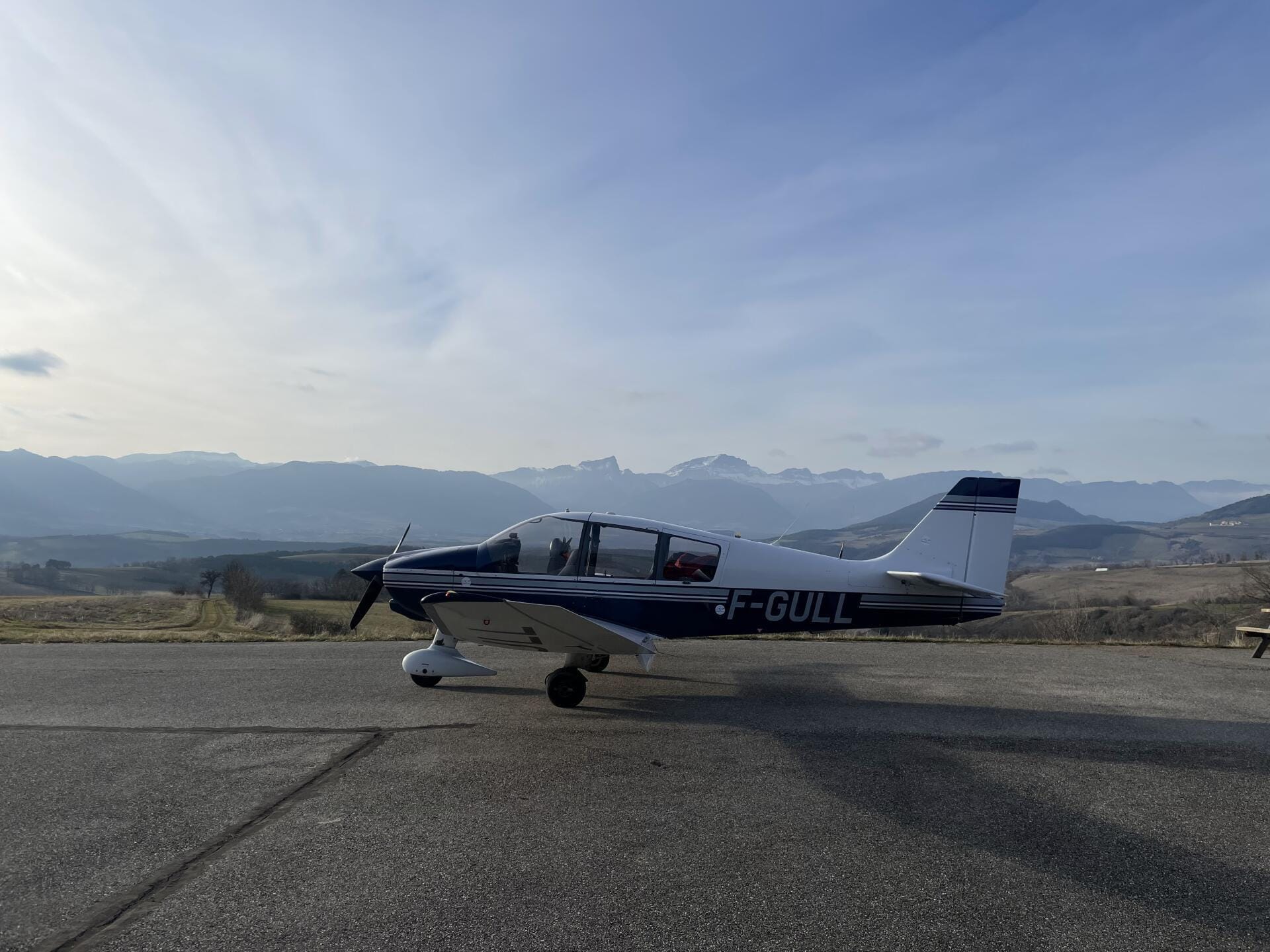 DR400 - 180 F-GULL