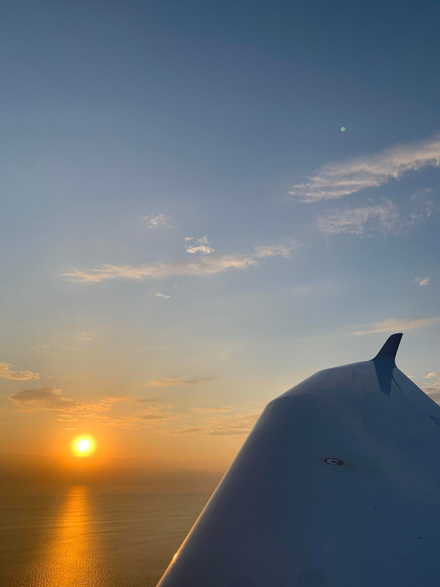 🌅 Survolez l’Île d’Yeu à l’heure dorée