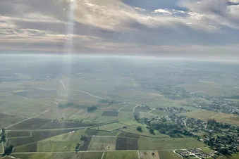 Découverte des châteaux du Medoc en hélicoptère 🍷