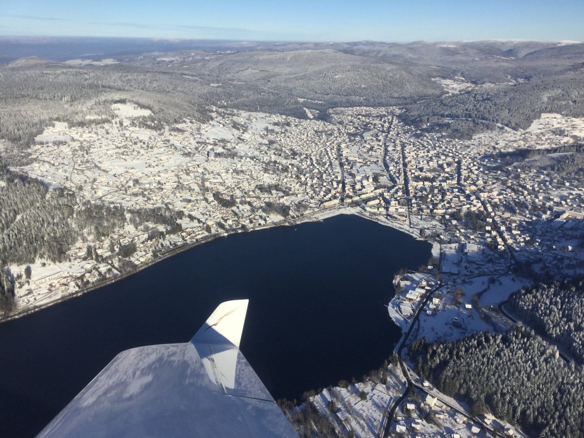 Balade aérienne au-dessus de la région des Vosges
