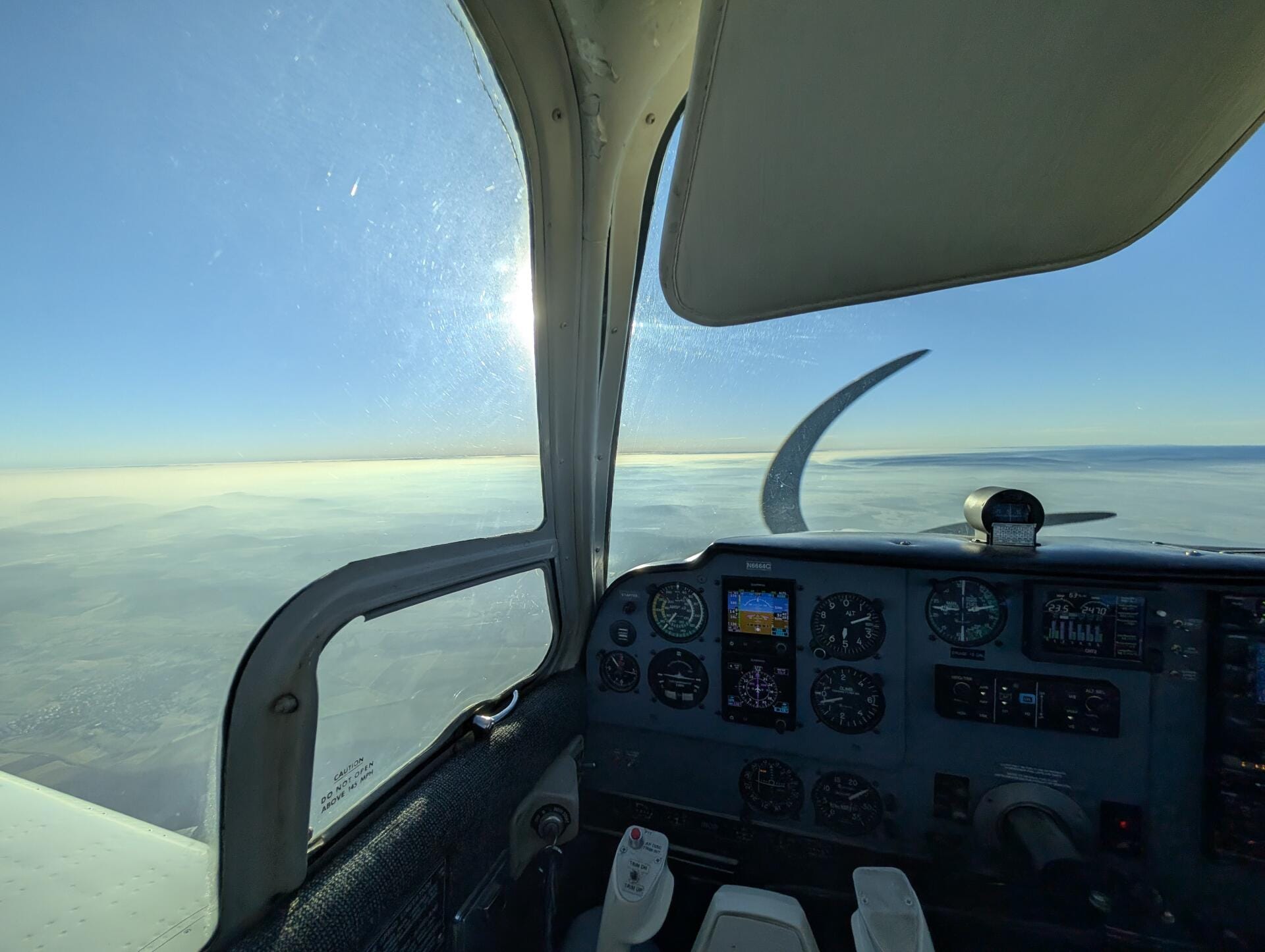 🛩️ Privatflug nach Wien – Alpenpanorama inklusive