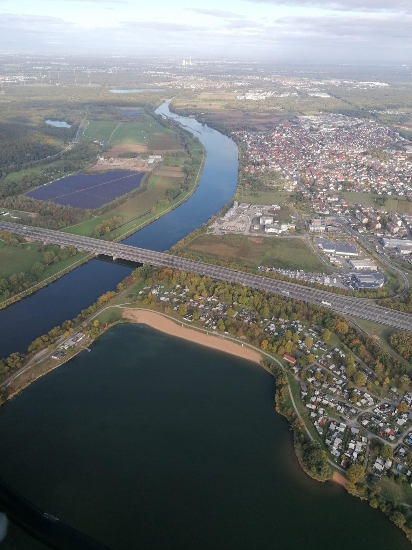 Hubschrauber Rundflug über Frankfurt Skyline