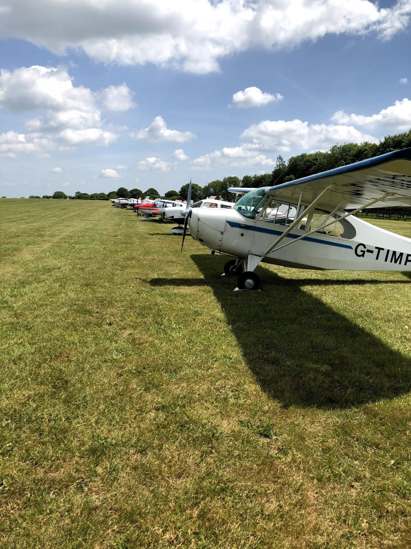 Fly to Compton Abbas in Dorset for lunch