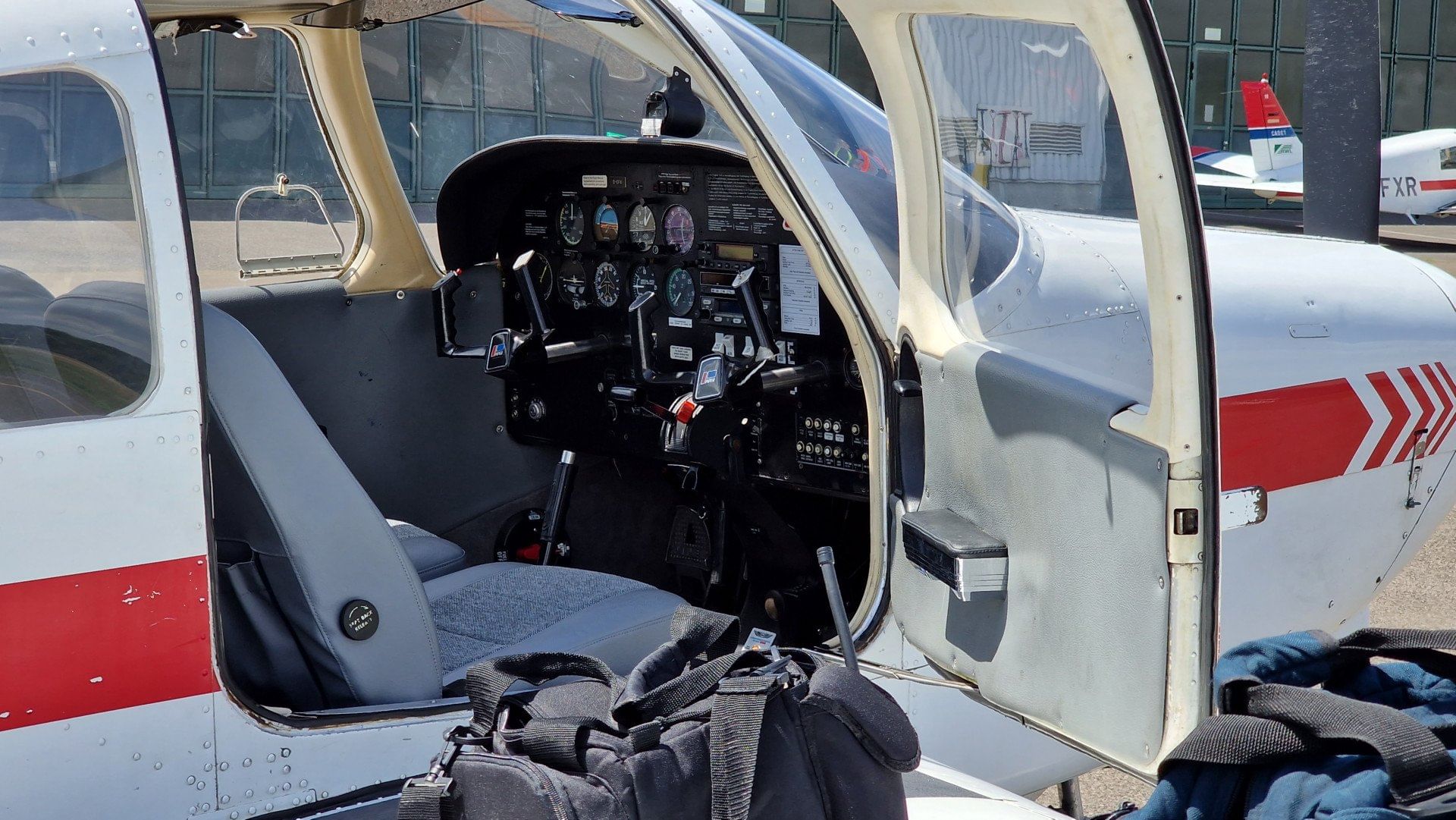 Rundflug am Niederrhein 1h in einer PA-28