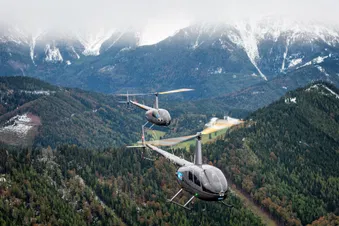 Wien entlang der Donau im Hubschrauber (5 Sitze)