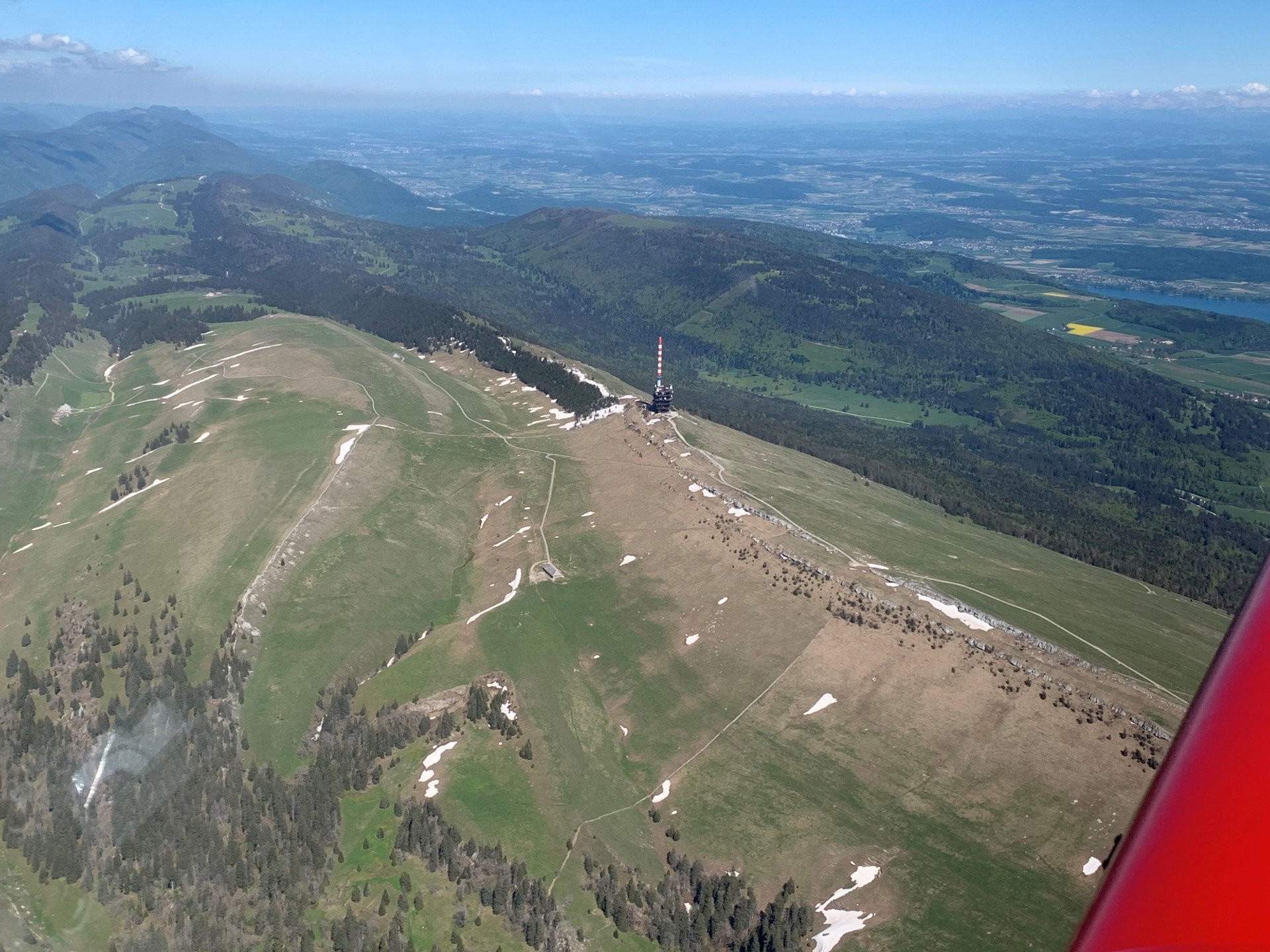 Lacs et sommets du Jura, entre France et Suisse (1h15)