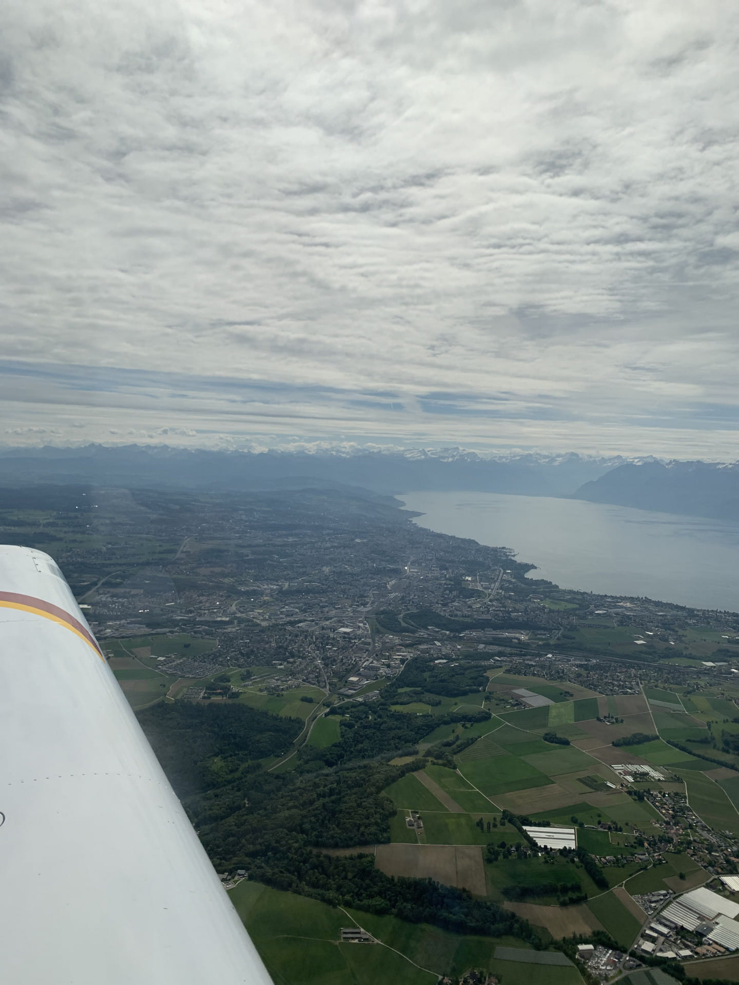 Lausanne et vue sur les Alpes