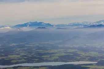 Ausflug/ Rundflug über München, Starnberg, Zugspitze