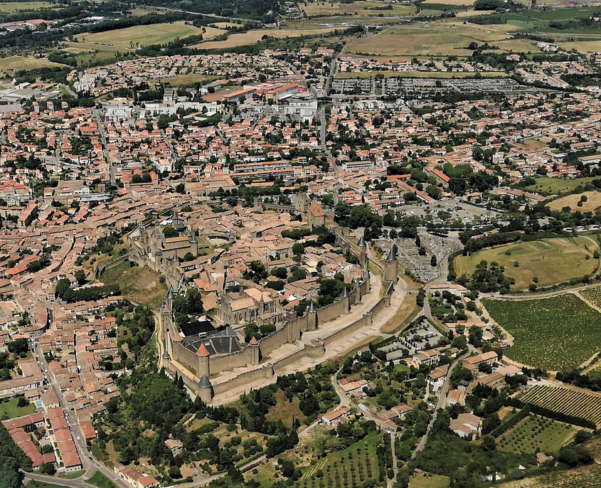 Carcassonne et les Châteaux Cathares