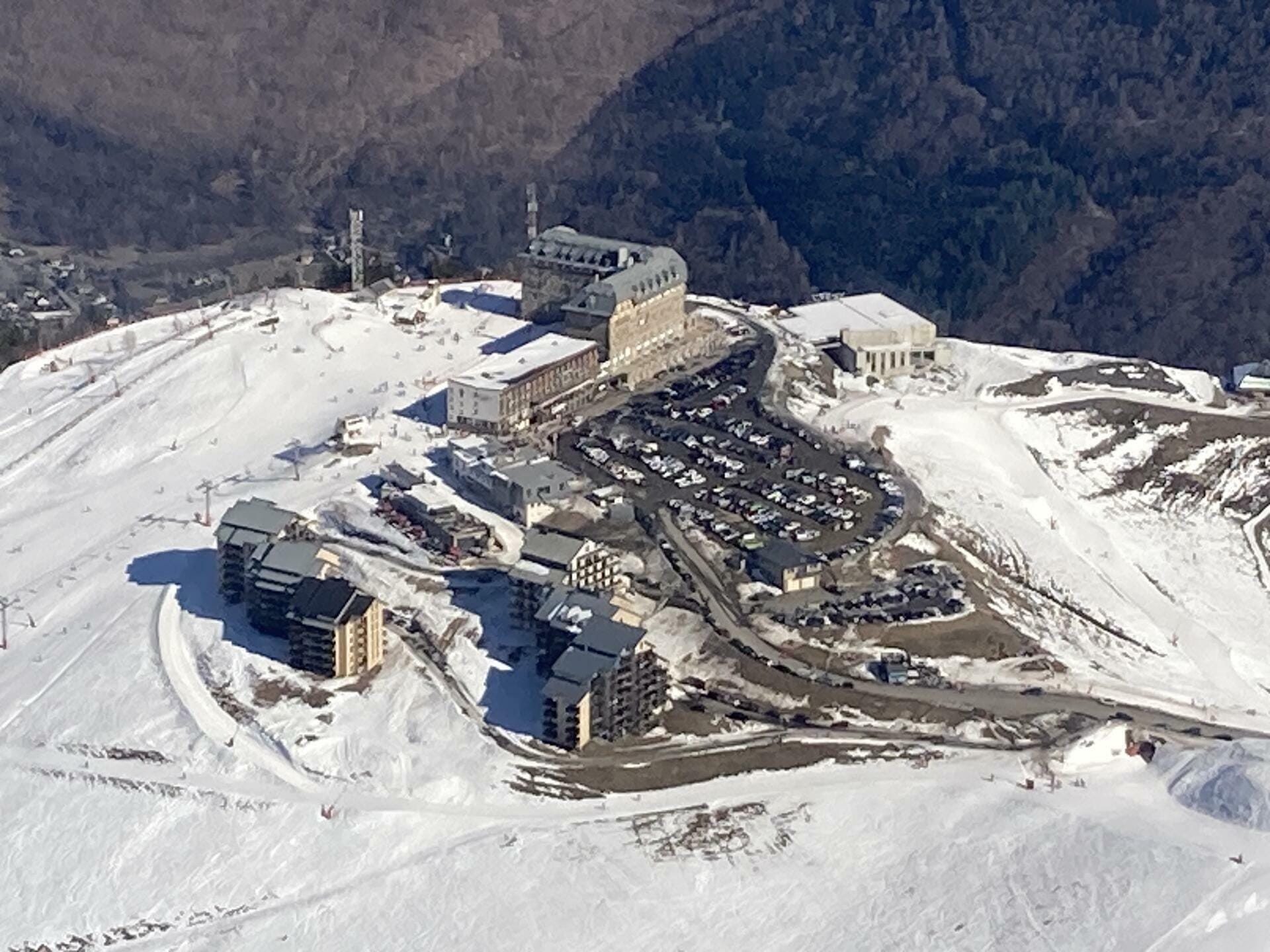 Survol de Superbagnères