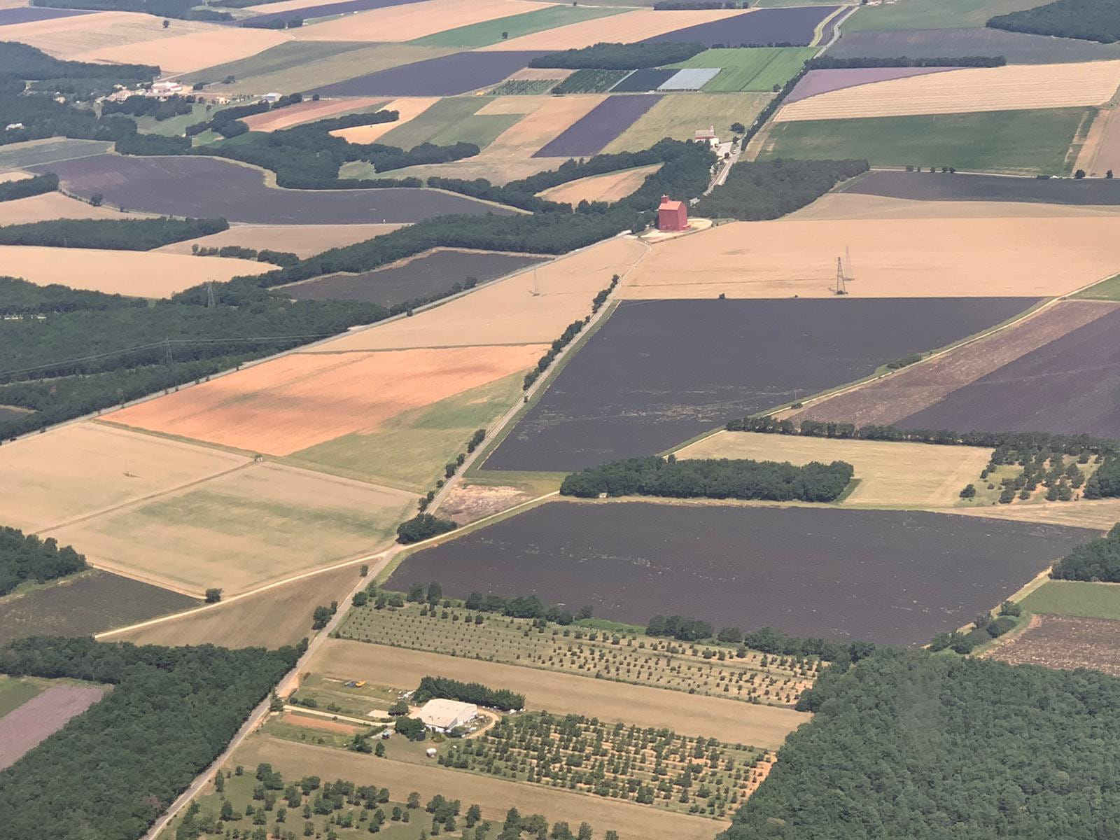 Balade aérienne en avion 100% électrique en Provence ⚡️