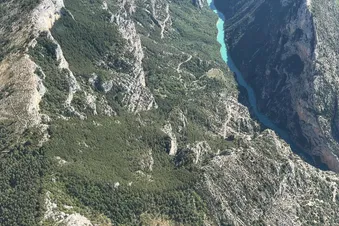 Les Gorges du Verdon en hélicoptère - Vol privé - AS350