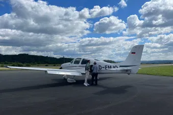 Majestätische Burgen des Rheintals von Mainz nach Koblenz