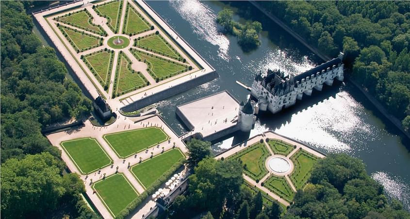 Les Châteaux de la Loire au départ d'Amboise en avion