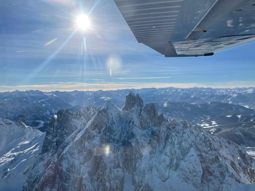 Rundflug ab Salzburg zu Deinem Wunschziel