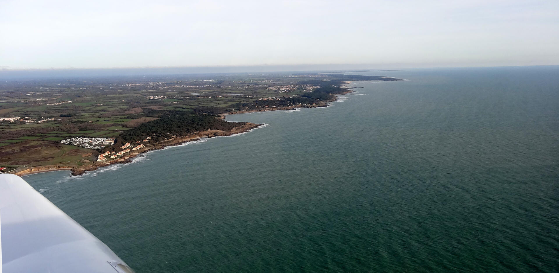 La côte près des Sables