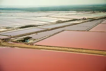Vol Hélico - Baux de Provence, fil du Rhône et littoral