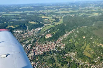 1-Stündiger Rundflug über Nürnberg & die Fränkische Schweiz