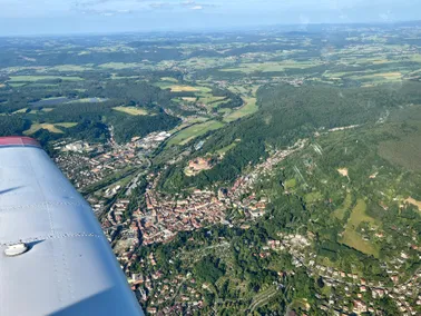 1-Stündiger Rundflug über Nürnberg & die Fränkische Schweiz