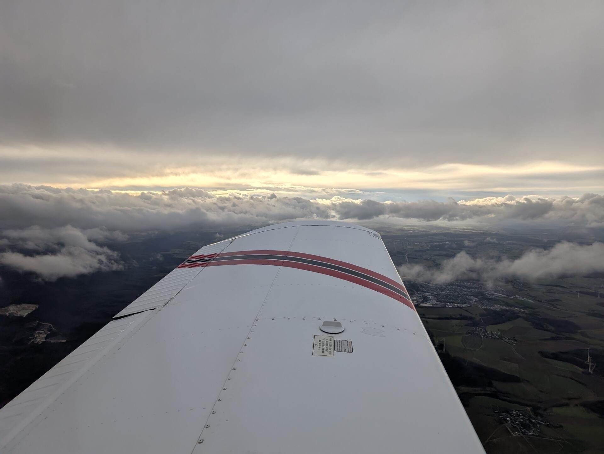 🛩️ Privatflug nach Wien – Alpenpanorama inklusive