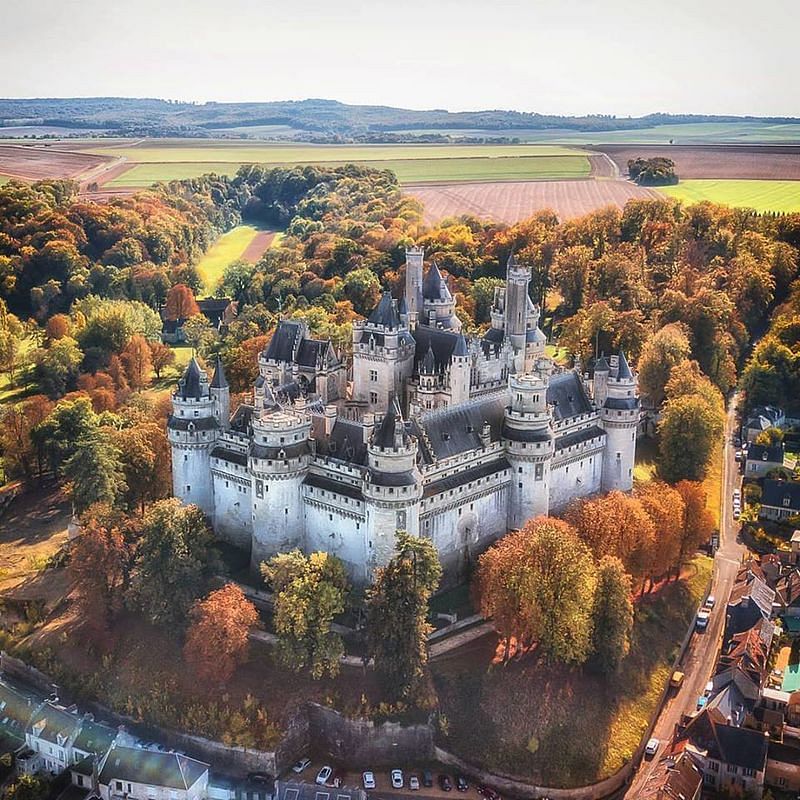 Échappée Tri-Châteaux 🏰  : Pierrefonds, Vez, Chantilly