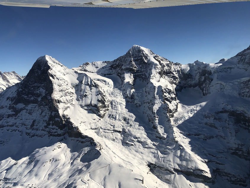 Berneralpen ab Flughafen Bern