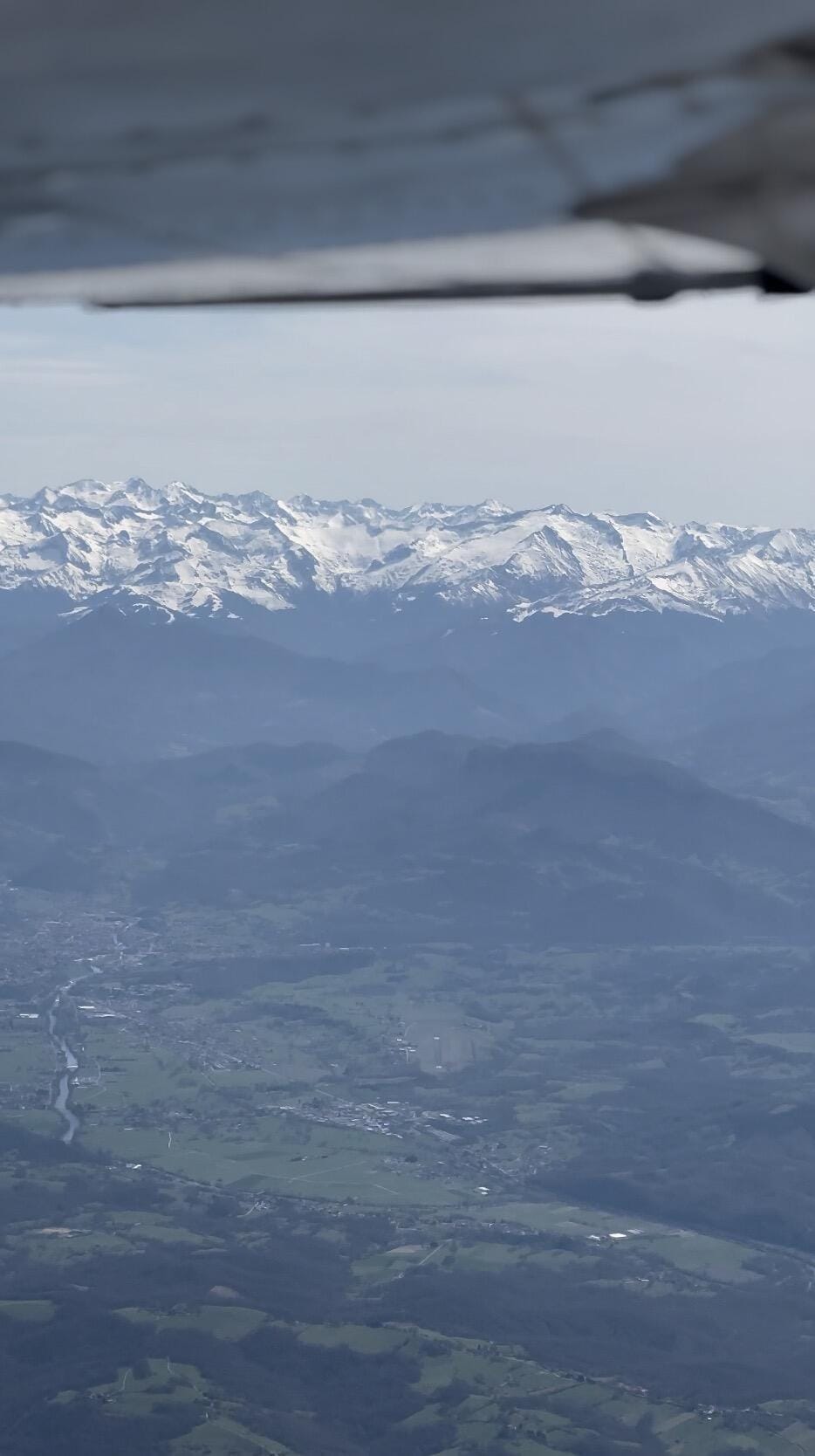 Survol du Pic du Midi de Bigorre , vue imprenable