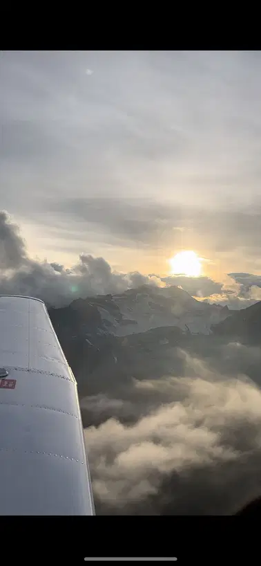 Alpenrundflug von Salzburg aus über die Gipfel deiner Wahl!