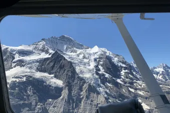 Rundflug nach Wunsch 3 Plätze 2h