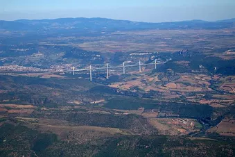 Balade aérienne : Viaduc de Millau & Gorges du Tarn