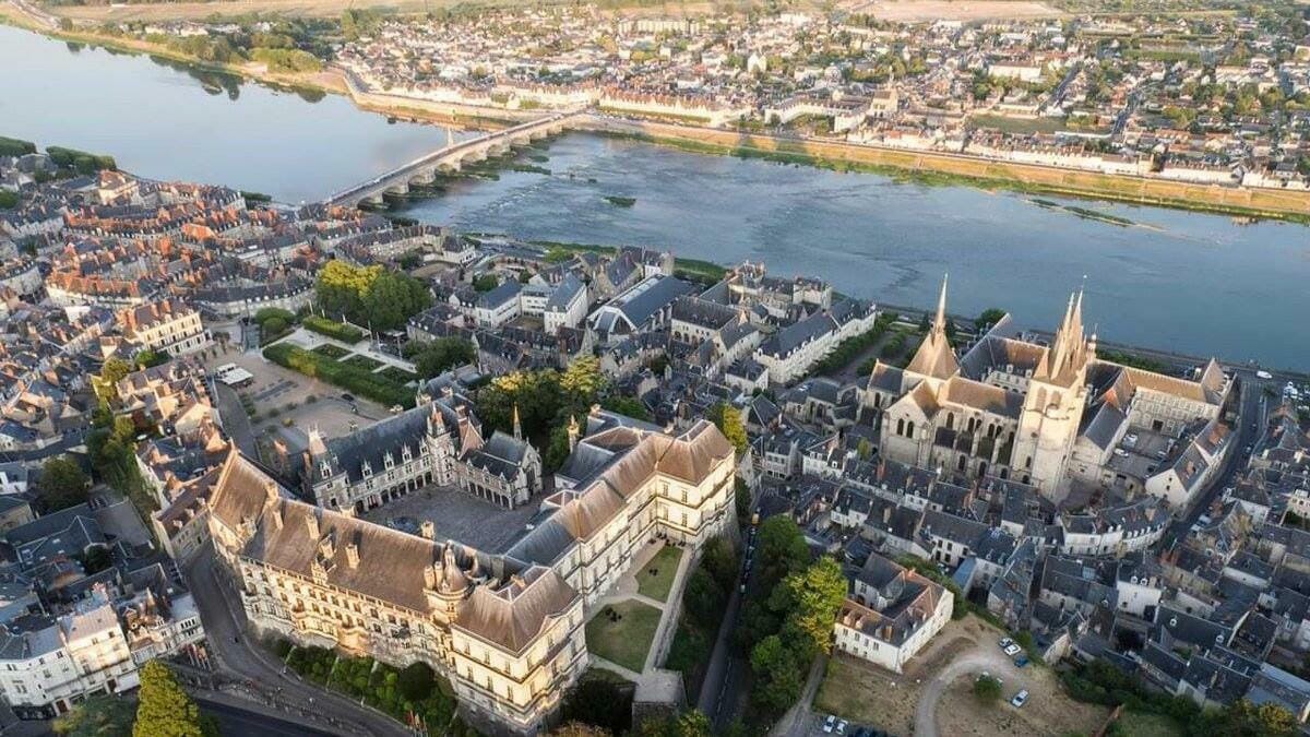Blois