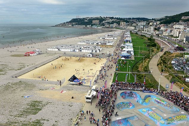 Vol en hélico : Perche, Pays d'Auge, plage de Cabourg