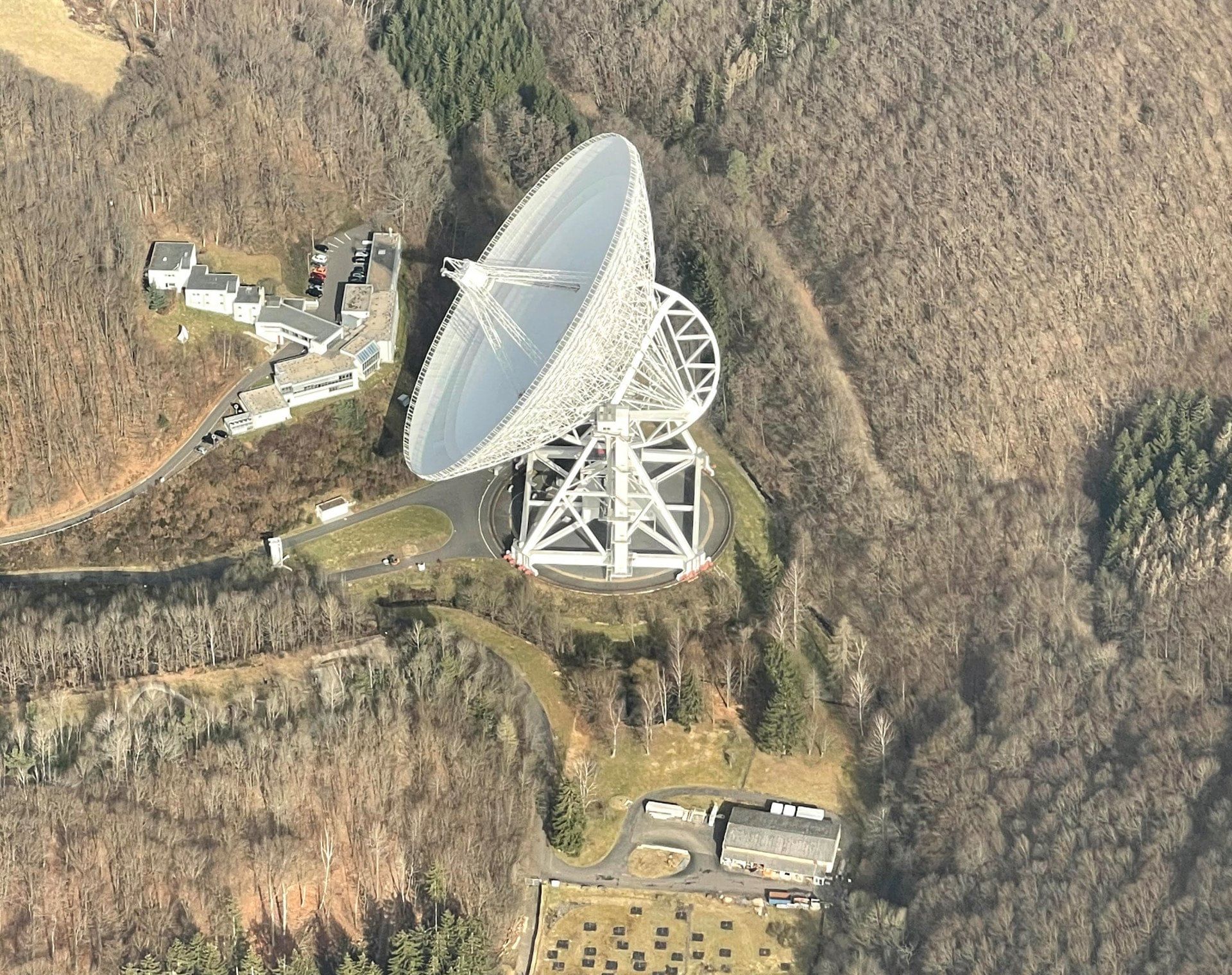 Schöner Rundflug: Maria Laach und Nürburgring (2 Passagiere)