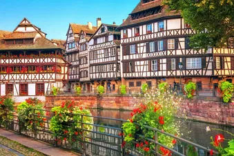 Visitez Strasbourg et survolez l'Alsace