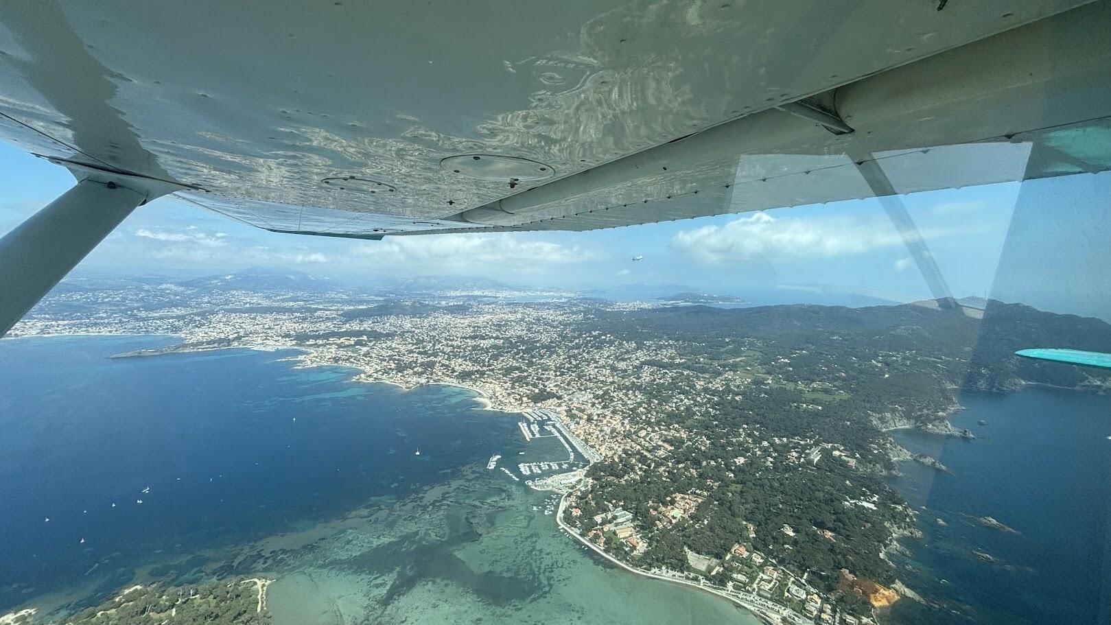 Évasion aérienne au-dessus des joyaux de la Côte d’Azur