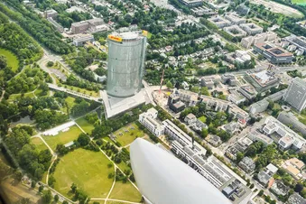 1h Rundflug über Ihre Wunschziele (2 Passagiere)