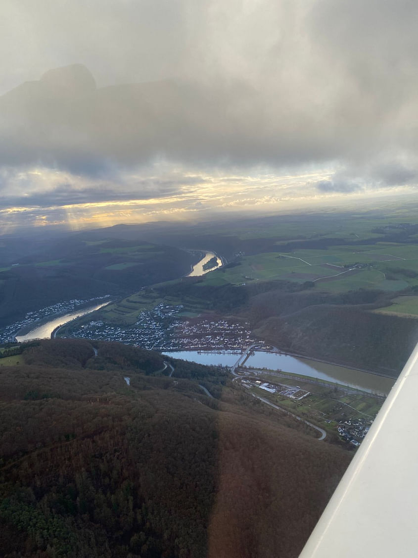 (TB10) Flug entlang der Mosel