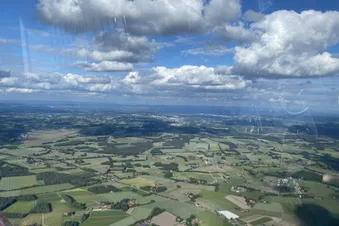 Waffelschmaus am Flugplatz Höxter (1P.)