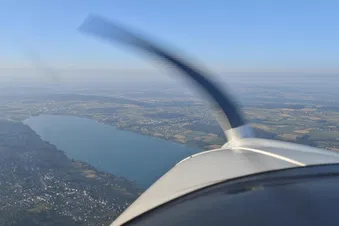 Schweizer Rundflug, Seen und Hauptstadt