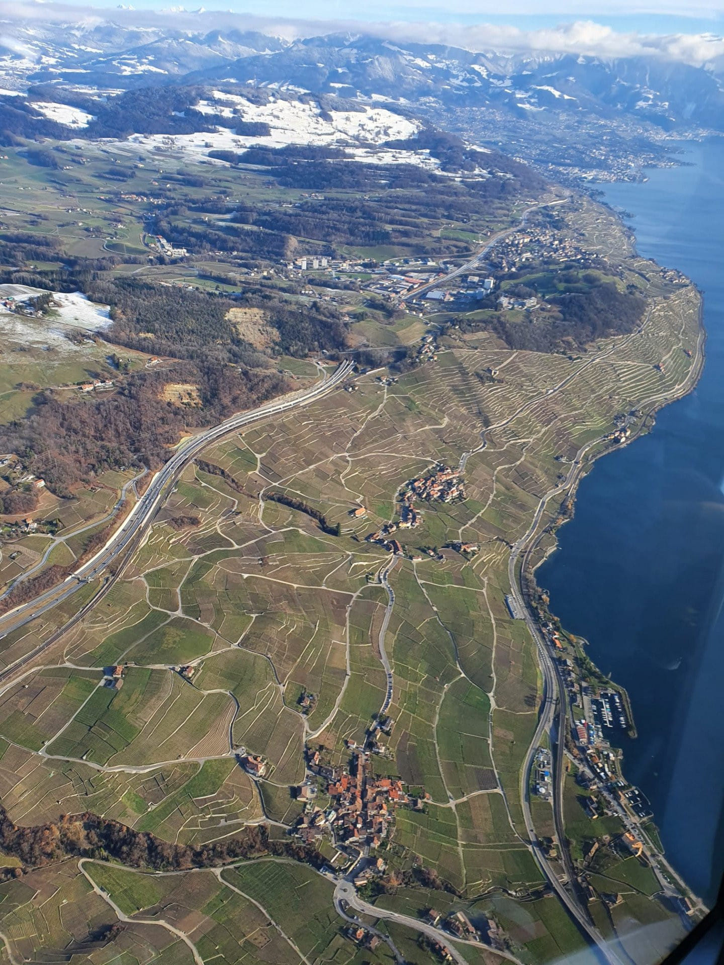 Préalpes vaudoises/fribourgeoises en hélico depuis Lausanne